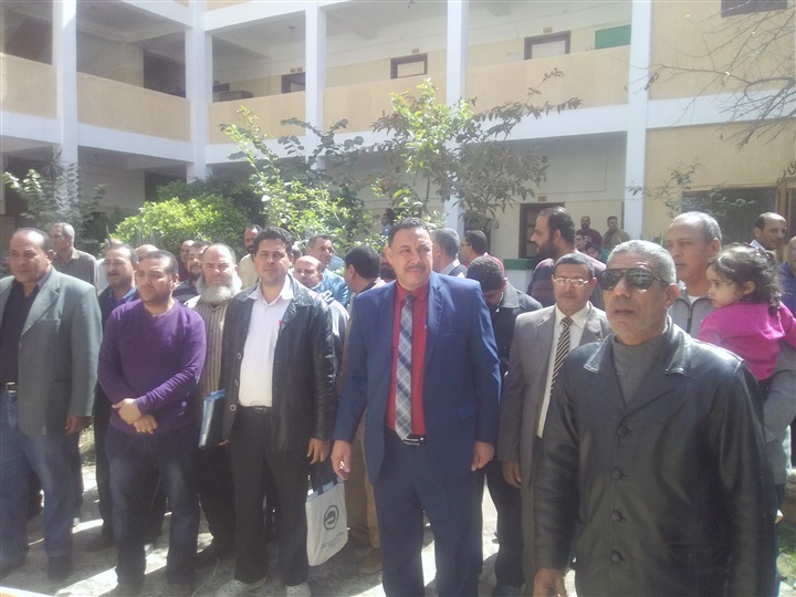 بالصور.. إجراء محاكاة لتجربة إخلاء مدارس شرق كفر الشيخ وقت الطوارئ