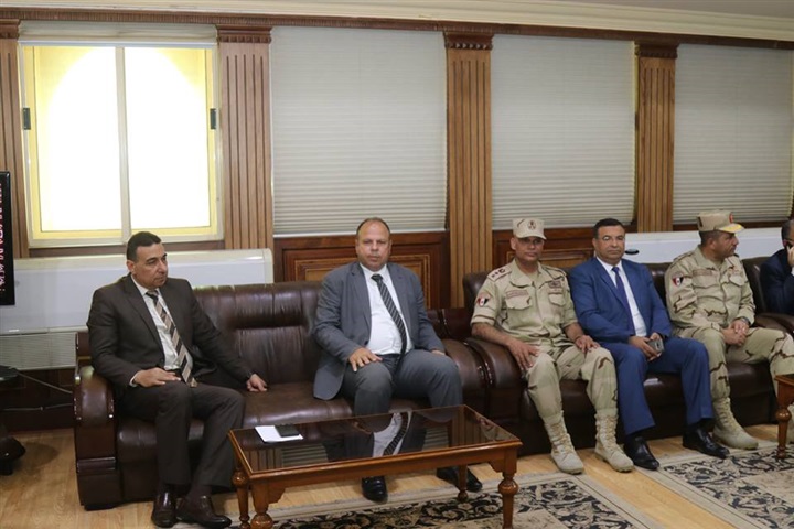 محافظ كفر الشيخ: يستقل قيادات الدفاع الشعبي للمشاركة في المشروع التعبوى