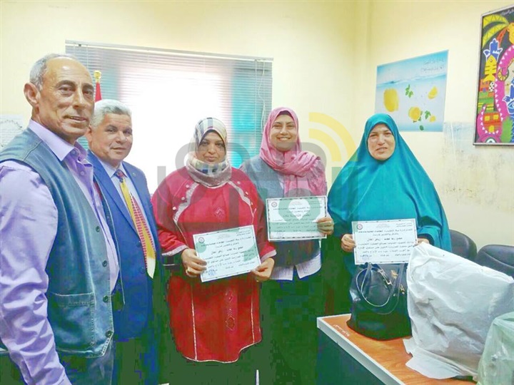 بالصور.. تكريم مديري المدارس المتميزة في بيلا