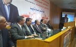 العاملون بـ