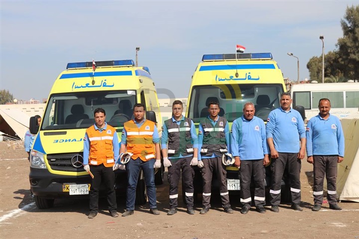 بالفيديو والصور.. تجربة محاكاة حية لإجلاء مصابين في حادث حريق بمشروع " صقر 25 " بكفر الشيخ