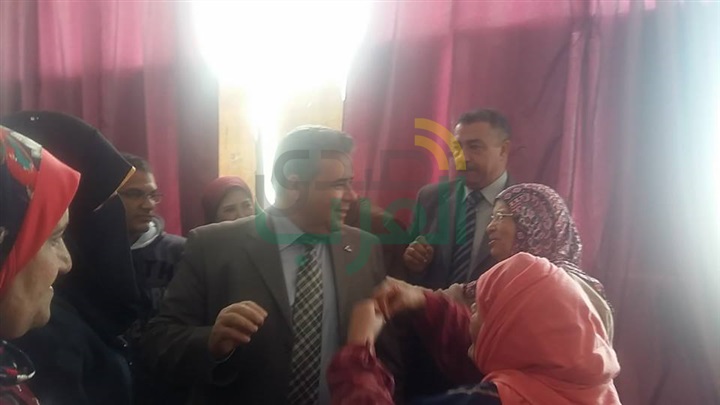 رئيس جامعة بنها يزور دار رعاية المسنين