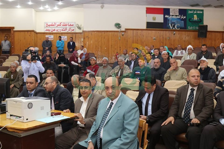 بالصور.. محافظ كفر الشيخ ومدير الأمن يعلنان فوز 777 مواطنًا بقرعة الحج