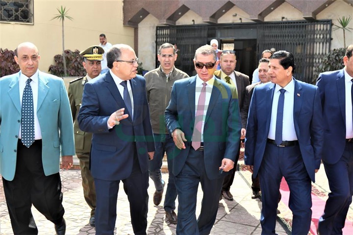 بالصور.. محافظ كفر الشيخ ومدير الأمن يعلنان فوز 777 مواطنًا بقرعة الحج