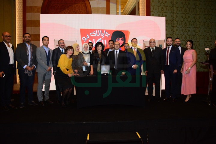 إسعاد يونس تحتفل بتوقيع العقد لبرنامج "جايلك فى الكلام" مع مؤسسة مصر الخير إسعاد يونس تحتفل بتوقيع العقد لبرنامج "جايلك فى الكلام" مع مؤسسة مصر الخير