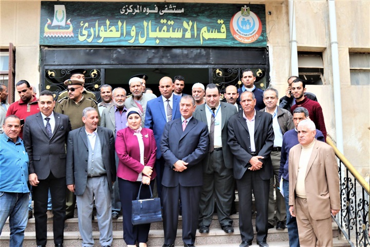 بالفيديو.. محافظ كفر الشيخ يتابع إجراء 45 عملية جراحية للأطفال بالمجان فى فوة