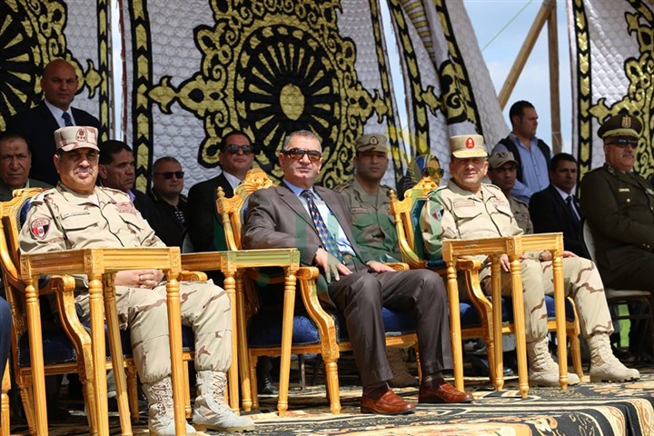 بالصور.. محافظ كفر الشيخ يشهد محاكاة مشروع "صقر 25" بمشاركة 135 معدة لمواجهة الكوارث 