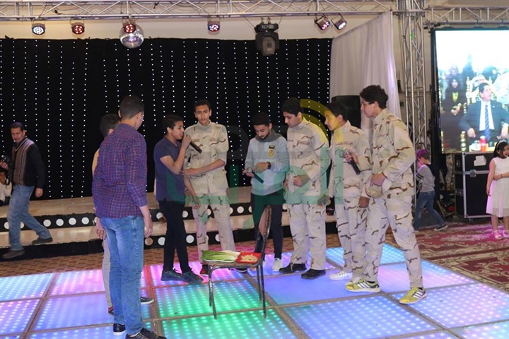 بالصور.. محافظ كفرالشيخ ومساعد وزير الداخلية ورجال الجيش يشهدون الإحتفال بـ"يوم الشهيد "