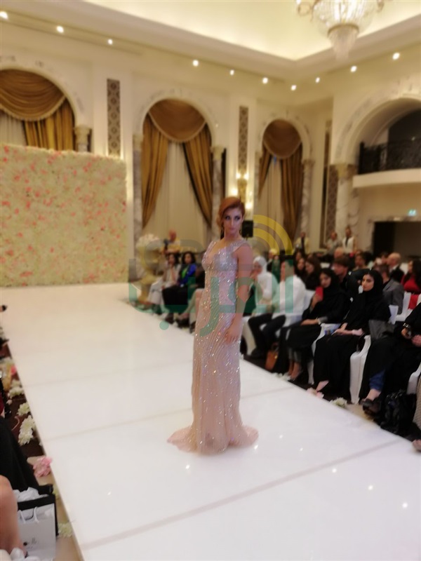 منى المنصوري تقص شريط افتتاح "تيفاني فاشون ويك باريس" بكوليكشن اسطوري في دبي منى المنصوري تقص شريط افتتاح "تيفاني فاشون ويك باريس" بكوليكشن اسطوري في دبي