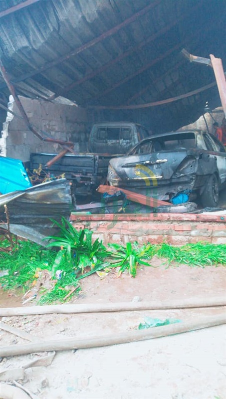 بالصور.. المعاينة الأولية:«الضفيرة» وراء تفحم 59 مركبة داخل جراج بكفر الشيخ