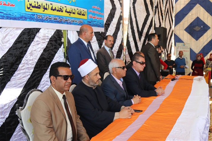 بالصور.. محافظ كفر الشيخ يطلق الحملة القومية لترشيد استهلاك المياه من قرية إسحاقة