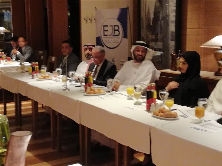 "شباب الأعمال": وفد إمارة الشارقة بحث سبل الاستثمار بمحور القناة "شباب الأعمال": وفد إمارة الشارقة بحث سبل الاستثمار بمحور القناة