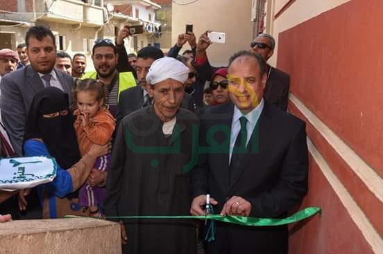 محافظ الإسكندرية يسلم منازل " مشروع سترة " لقاطنيها بقرية أبيس  