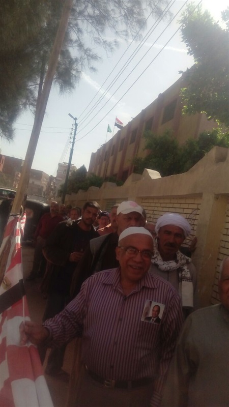بالصور.. إقبال كثيف على لجان مدينة بنها