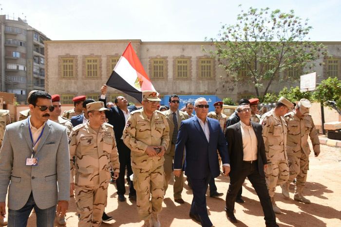 محافظ الشرقية يتفقد اللجان الإنتخابية بمدينة الزقازيق