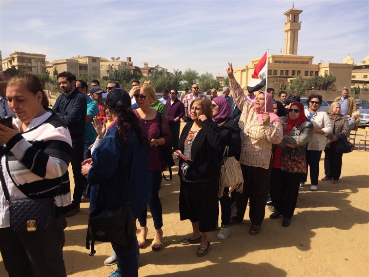 وزير الثقافة تدلى بصوتها فى الانتخابات الرئاسية وزير الثقافة تدلى بصوتها فى الانتخابات الرئاسية