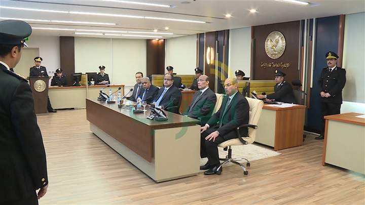 بالصور.. وزير الداخلية يتابع سير العملية الانتخابية 