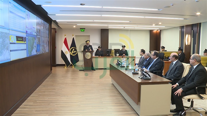 بالصور.. وزير الداخلية يتابع سير العملية الانتخابية 