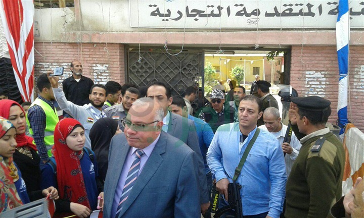 بالصور.. مدير أمن القليوبية يتفقد عدد من اللجان الإنتخابية 