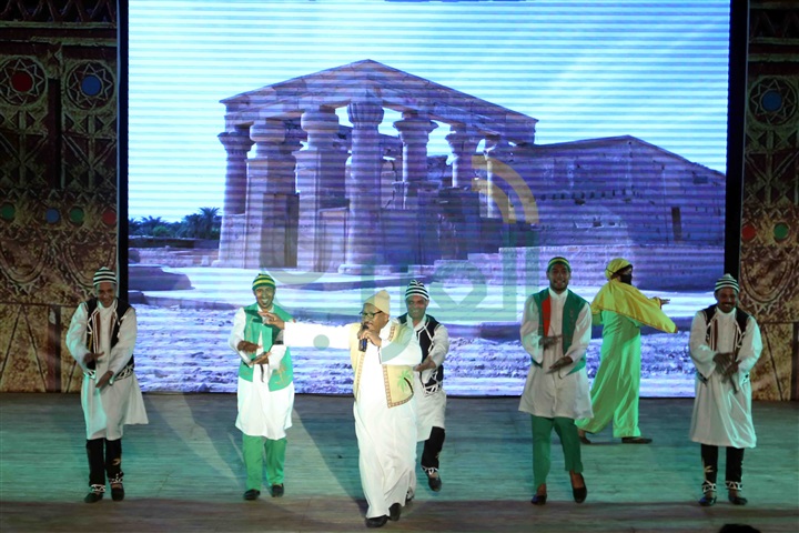 وزير الثقافة ومحافظ البحيرة ورئيس الأوبرا يفتتحون مهرجان دمنهور الدولى السادس للفلكلور