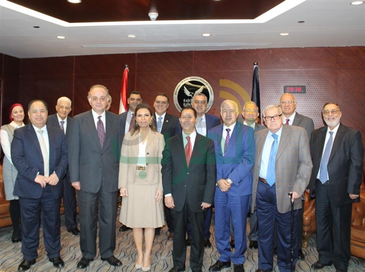 مجلس إدارة الهيئة العامة للرقابة المالية يكرم اعضاءه القدامى مجلس إدارة الهيئة العامة للرقابة المالية يكرم اعضاءه القدامى