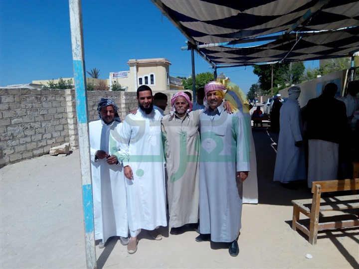 العاملين بأوقاف الإسكندرية يضربون أروع الامثلة فى حبهم لوطنهم بمشاركة غير مسبوقة فى الإنتخابات الرئاسية "