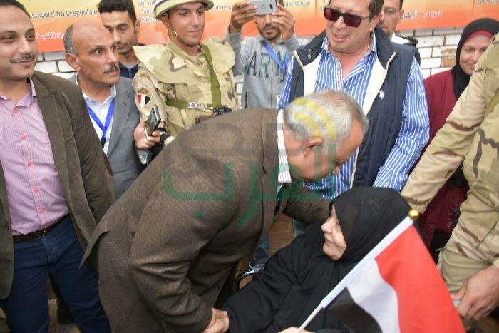 محافظ الشرقية يُشيد بمشاركة السيدات المُسنات بالإنتخابات الرئاسية