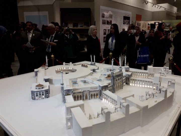 "الفقي" يفتتح جناح الحرمين الشريفين بمعرض الإسكندرية الدولي للكتاب "الفقي" يفتتح جناح الحرمين الشريفين بمعرض الإسكندرية الدولي للكتاب