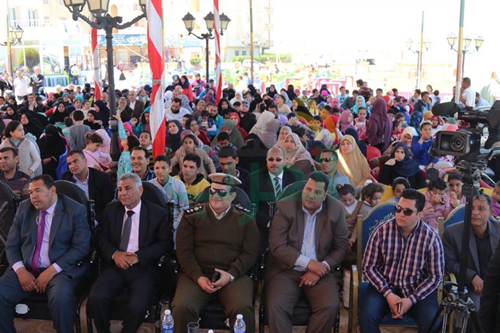 بالفيديو والصور..  محافظ كفر الشيخ يكرم 750 يتيم بمؤسسة تسنيم بالبرلس