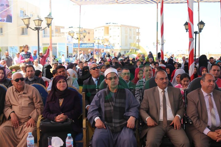 بالفيديو والصور..  محافظ كفر الشيخ يكرم 750 يتيم بمؤسسة تسنيم بالبرلس
