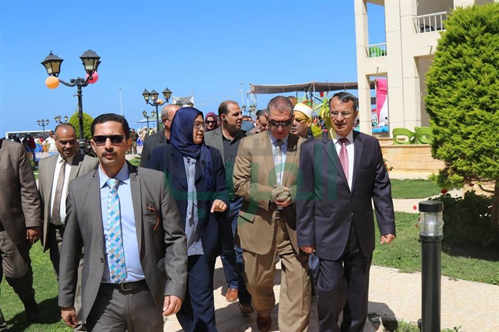 بالفيديو والصور..  محافظ كفر الشيخ يكرم 750 يتيم بمؤسسة تسنيم بالبرلس