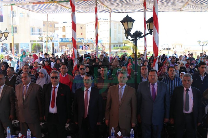 بالفيديو والصور..  محافظ كفر الشيخ يكرم 750 يتيم بمؤسسة تسنيم بالبرلس