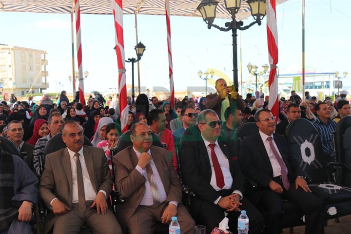 بالفيديو والصور..  محافظ كفر الشيخ يكرم 750 يتيم بمؤسسة تسنيم بالبرلس