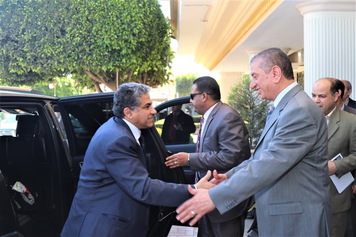 بالصور.. محافظ كفر الشيخ يستقبل وزير البيئة   