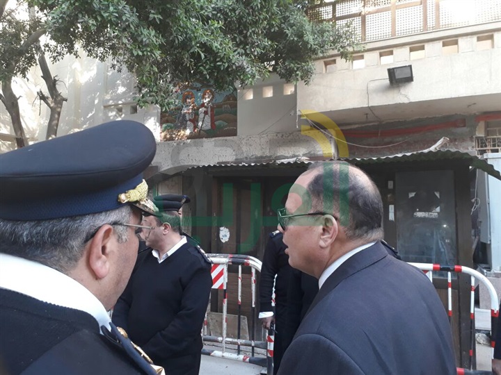 مدير أمن الجيزة يتفقد تأمين الكنائس ويطالب القوات باليقظة الدائمة