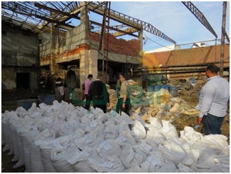 ضبط مصنع بداخله 1131 طن أعلاف ومواد مجهولة المصدر بالمنوفية