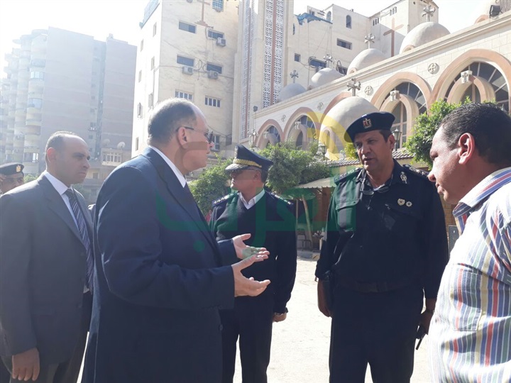 مدير أمن الجيزة يواصل تفقده لتأمين الكنائس ويشدد على اليقظة الأمنية
