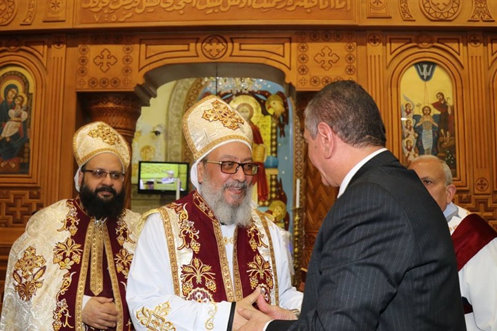 بالفيديو.. محافظ كفر الشيخ ومدير الأمن يهنئان الأقباط بعيد القيامة