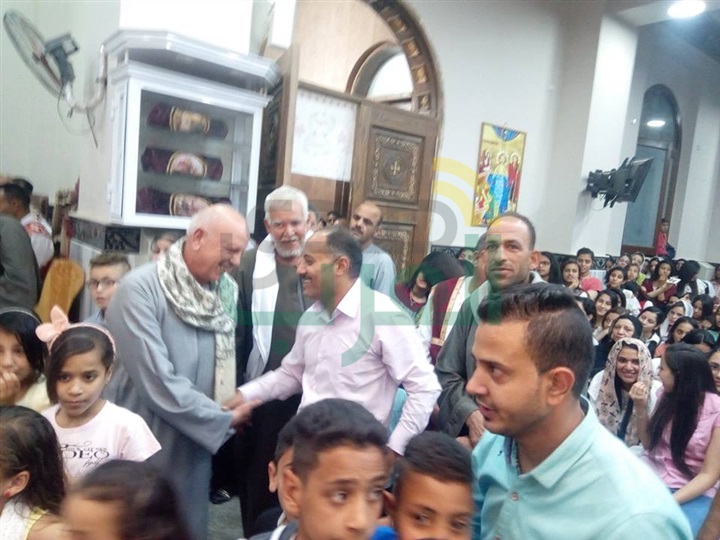 الطيبى يهنئ الإخوة الأقباط بعيد القيامة المجيد بأسيوط