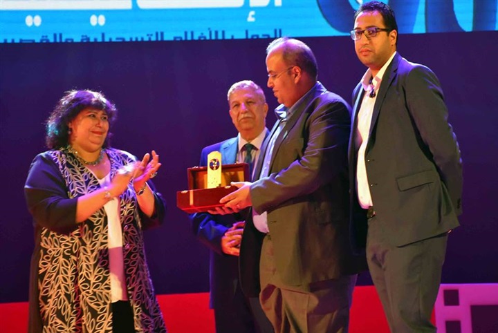 عبد الدايم وطاهر افتتحا مهرجان الإسماعيلية الدولي للأفلام التسجيلية والقصيرة عبد الدايم وطاهر افتتحا مهرجان الإسماعيلية الدولي للأفلام التسجيلية والقصيرة