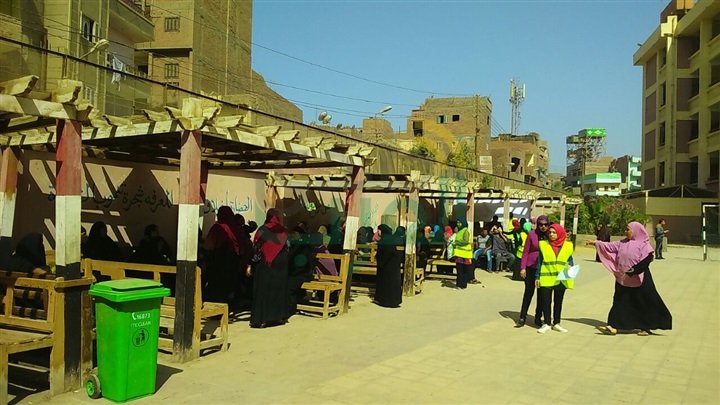 استمرار قوافل "عنيك فى عنينا" بالفيوم وإنقاذ ألف مواطن من العمى