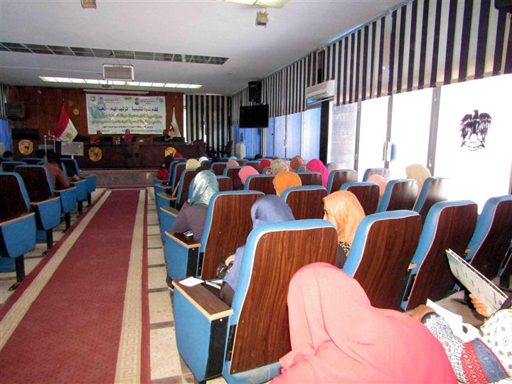 مياه سوهاج تدرب طلاب الجامعة على المبادئ الأولية للسباكة   