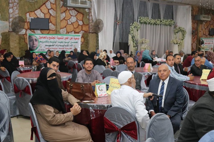 بالصور.. محافظ كفرالشيخ يُكرم 200 يتيمًا في احتفال "أهل الخير" 