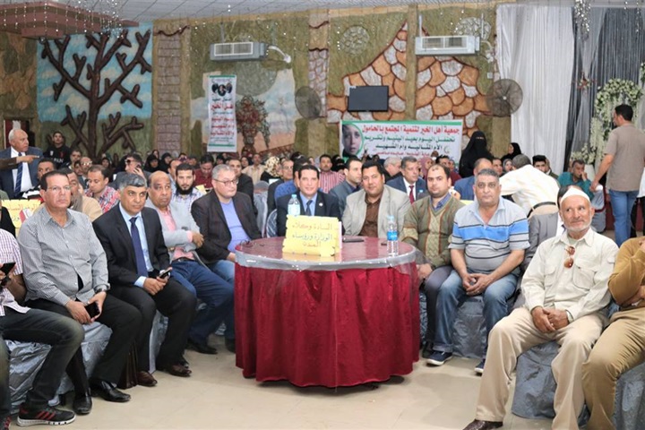 بالصور.. محافظ كفرالشيخ يُكرم 200 يتيمًا في احتفال "أهل الخير" 