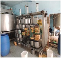 ضبط 3 خطوط لإنتاج المنظفات والألبان ومصنع أسلاك كهربائية بدون ترخيص