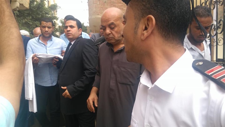 بالصور.. كفن ودية ينهيان خصومة ثأرية بين عائلتين بالبدرشين بحضور أمنى مكثف