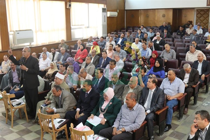 بالصور.. محافظ كفر الشيخ يوجه برفع حالة الاستعداد بجميع القطاعات لاستقبال شهر رمضان