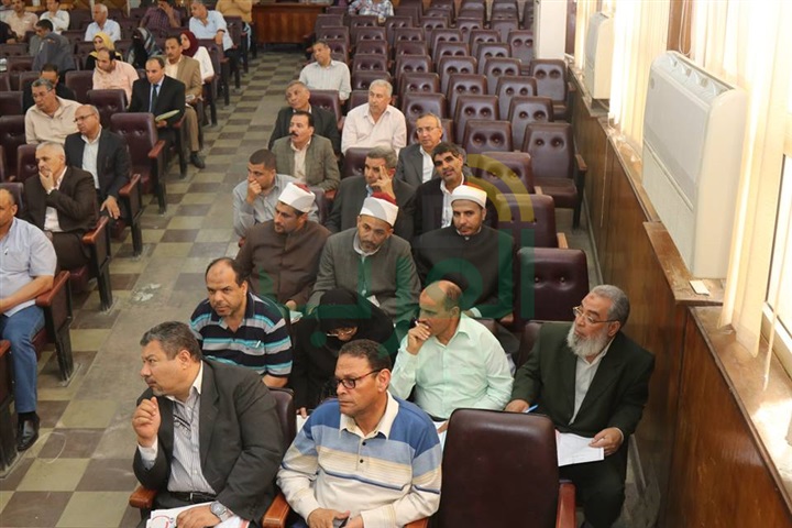 بالصور.. محافظ كفر الشيخ يوجه برفع حالة الاستعداد بجميع القطاعات لاستقبال شهر رمضان