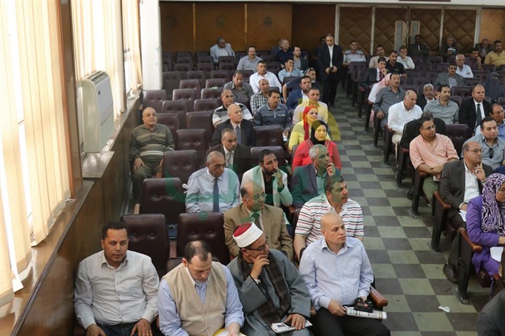بالصور.. محافظ كفر الشيخ يوجه برفع حالة الاستعداد بجميع القطاعات لاستقبال شهر رمضان