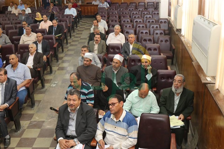 بالصور.. محافظ كفر الشيخ يوجه برفع حالة الاستعداد بجميع القطاعات لاستقبال شهر رمضان